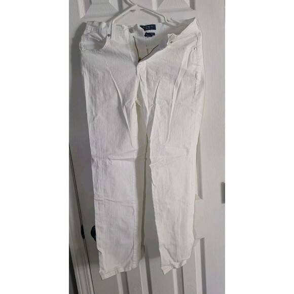 Charter Club White Classic Straight Leg Jeans Women's Size 4S Petite Stretch - Picture 4 of 10